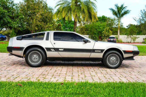 1981 DeLorean DMC-12