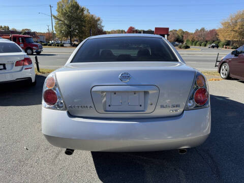 2004 Nissan Altima 3.5 SE