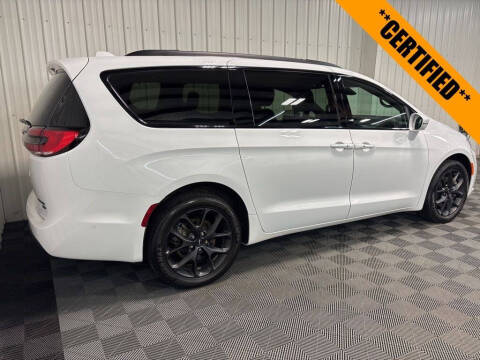2022 Chrysler Pacifica Limited