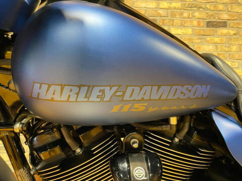 2018 Harley-Davidson Street Glide Special