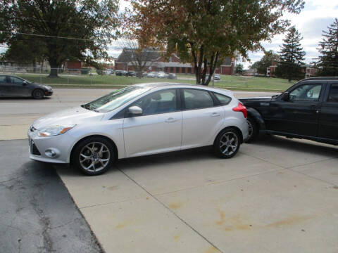 2013 Ford Focus for sale at The Auto Specialist Inc. in Des Moines IA
