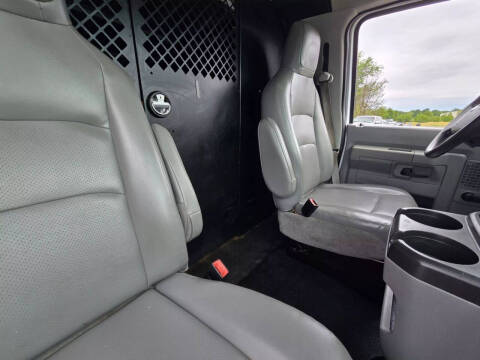 2014 Ford E-Series E-350 SD