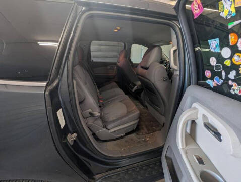 2011 Chevrolet Traverse LT