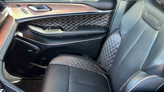 2025 Jeep Grand Cherokee Summit