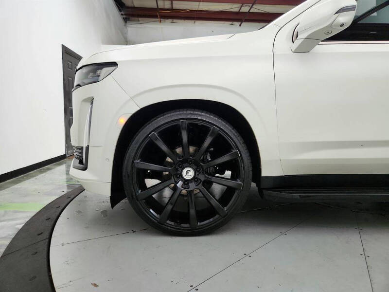 2022 Cadillac Escalade Premium Luxury