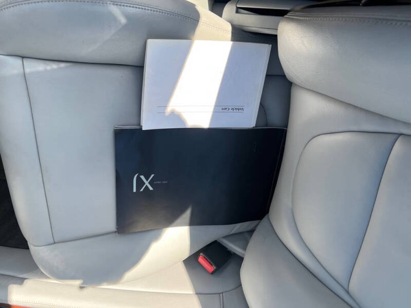 2004 Jaguar XJ-Series XJ8