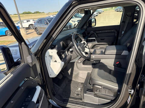 2020 Land Rover Defender 110 S