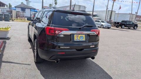 2017 GMC Acadia SLE-2