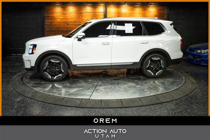 2023 Kia Telluride S