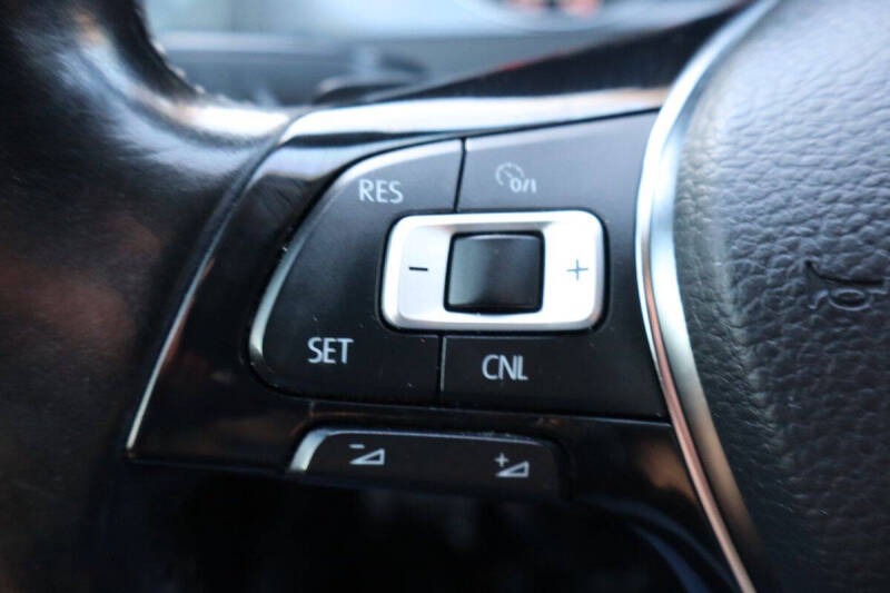 2017 Volkswagen Golf Alltrack