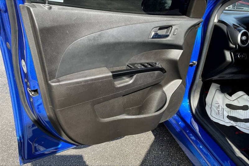 2017 Chevrolet Sonic LT Auto