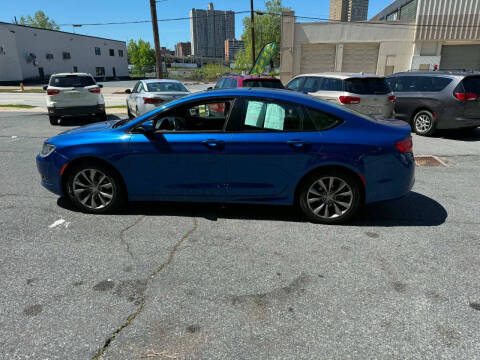 2015 Chrysler 200 S