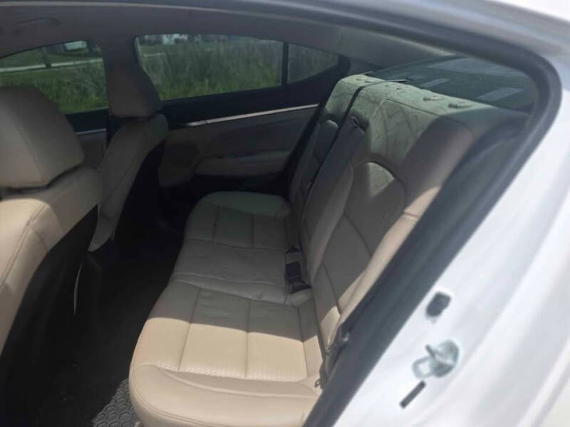 2020 Hyundai Elantra