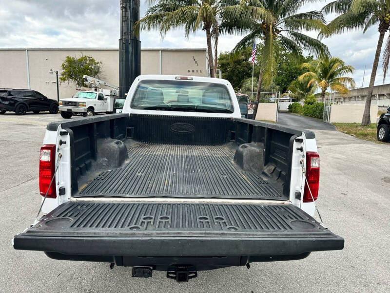 2014 Ford F-250 Super Duty null photo 16