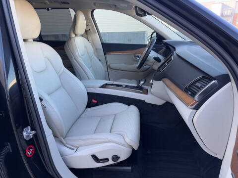 2018 Volvo XC90 T6 Inscription