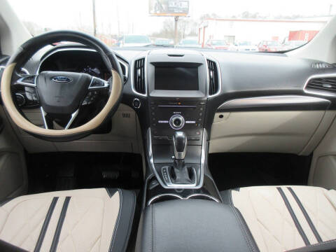 2017 Ford Edge Titanium