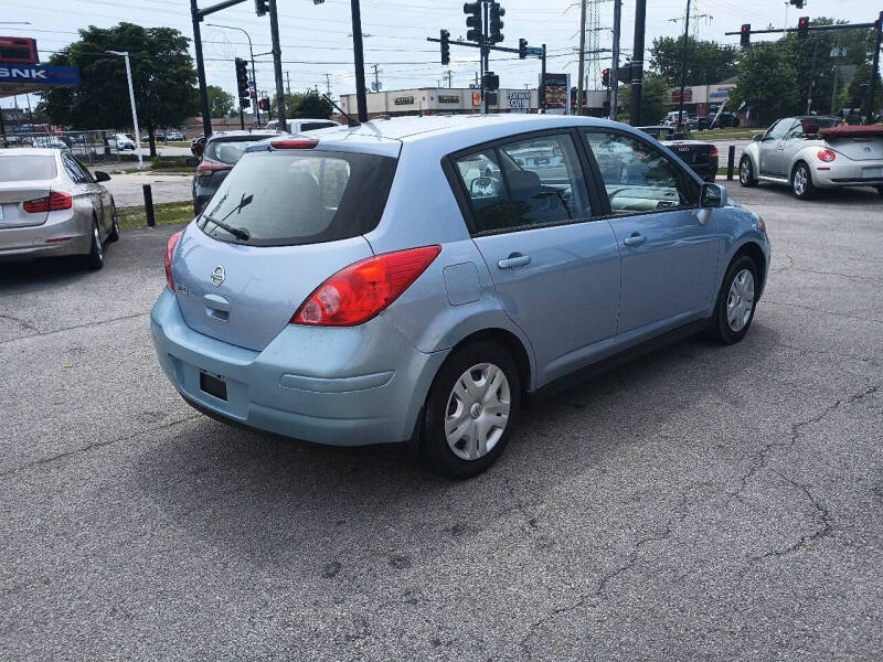2012 Nissan Versa 1.8 S