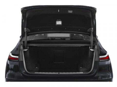 2025 BMW 7 Series 740i xDrive