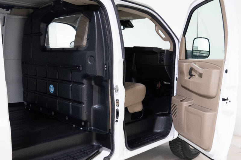 2021 Chevrolet Express 2500