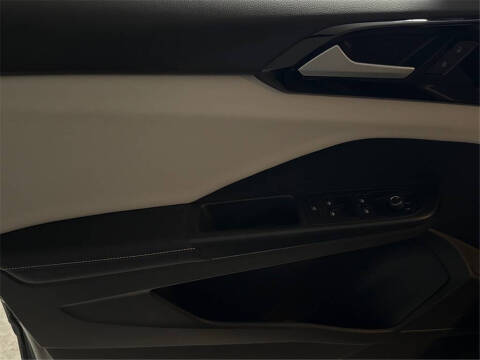 2025 Volkswagen Taos S