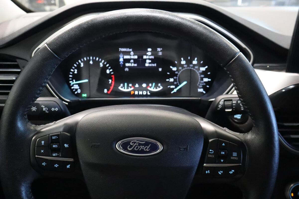 2020 Ford Escape for sale at IMD MOTORS, INC in Dallas, TX