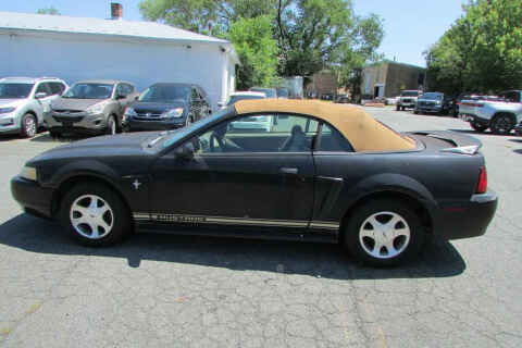 2000 Ford Mustang
