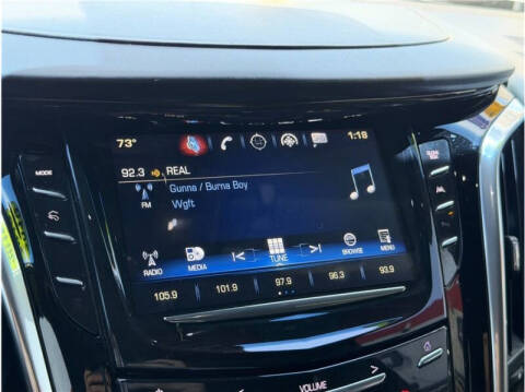 2019 Cadillac Escalade Platinum