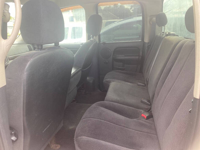 2004 Dodge Ram 1500 SLT