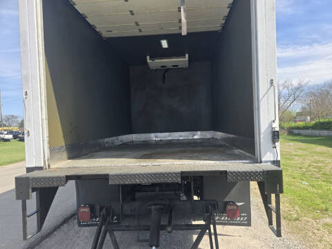 2000 Freightliner FL60