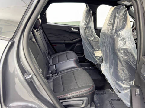 2024 Ford Escape Hybrid ST-Line Select