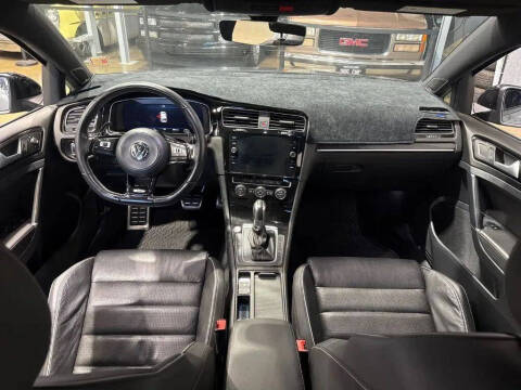 2018 Volkswagen Golf R 4Motion