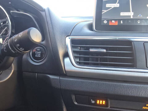 2015 Mazda MAZDA3 s Grand Touring