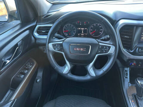 2017 GMC Acadia SLE-2