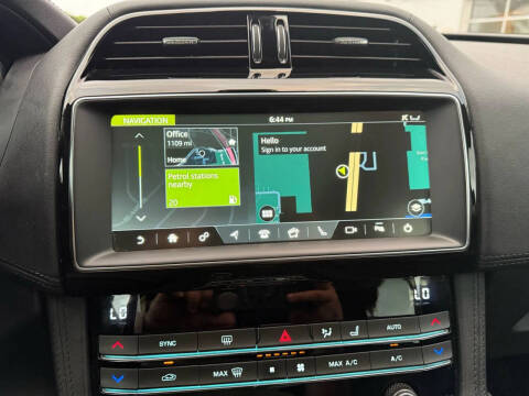 2020 Jaguar F-PACE 30t Prestige