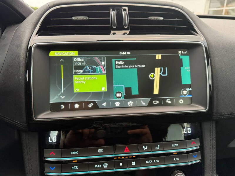 2020 Jaguar F-PACE 30t Prestige