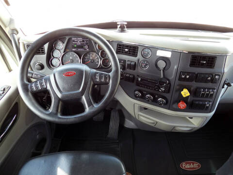 2020 Peterbilt 579
