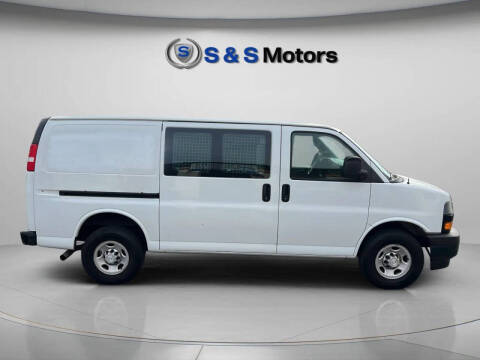 2018 Chevrolet Express 2500