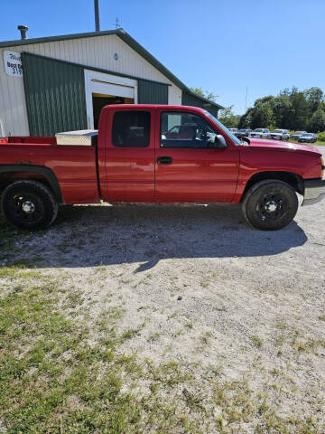 2006 Chevrolet Silverado 1500 for sale at WESTSIDE GARAGE LLC in Keokuk IA