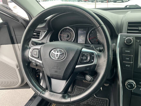 2015 Toyota Camry SE