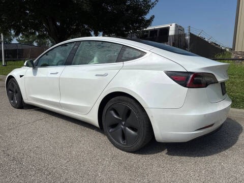 2020 Tesla Model 3 Long Range