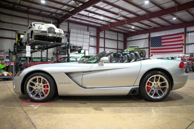 2004 Dodge Viper SRT-10