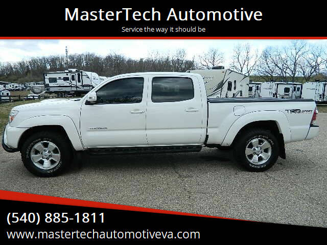 2015 Toyota Tacoma for sale at MasterTech Automotive in Staunton VA