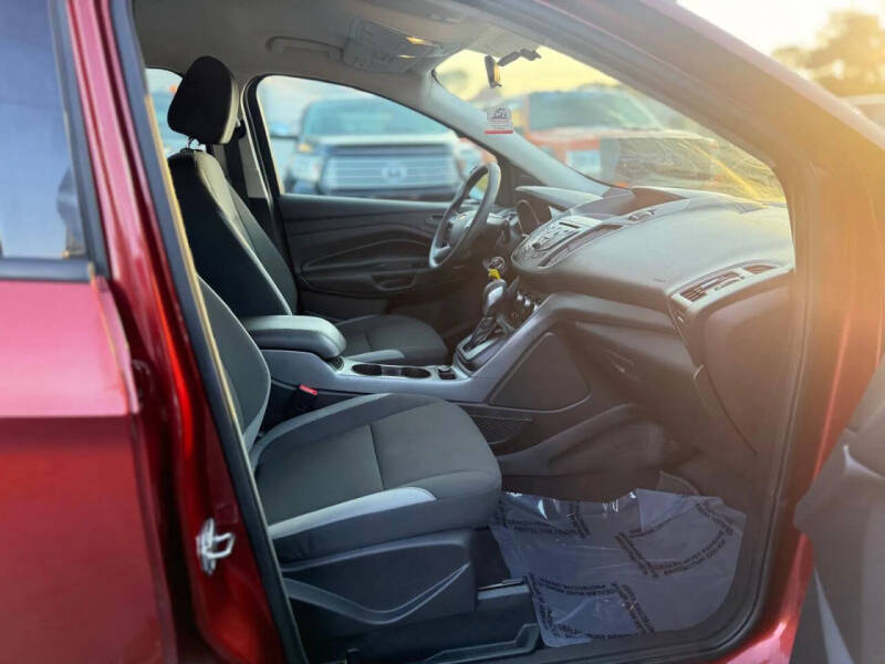 2015 Ford Escape S