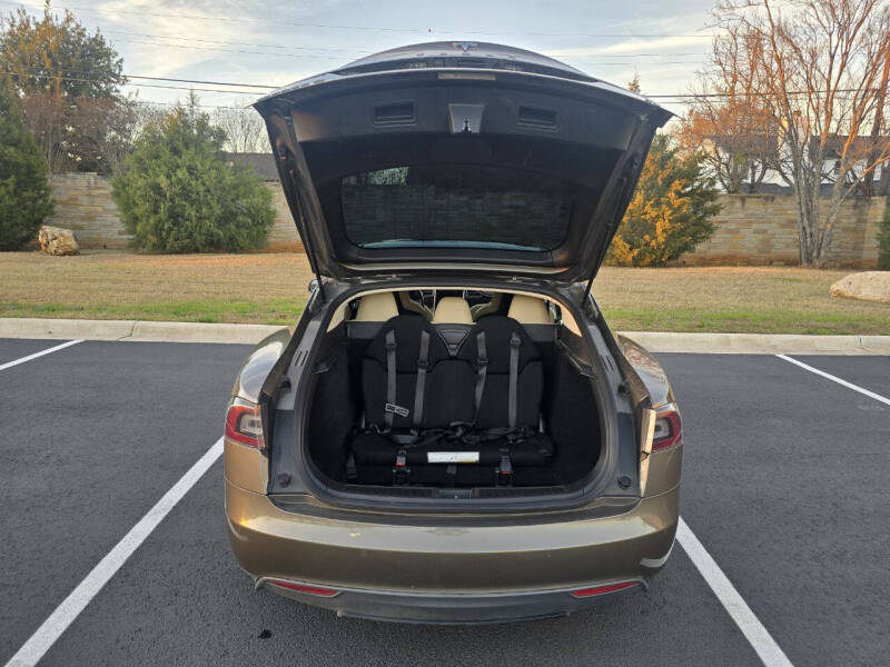 2016 Tesla Model S 70