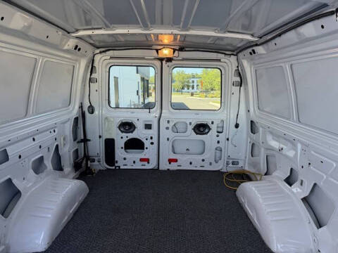 2011 Ford E-Series E-250