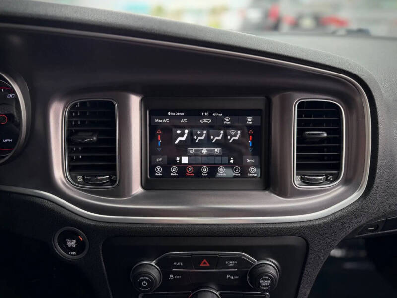 2019 Dodge Charger SXT