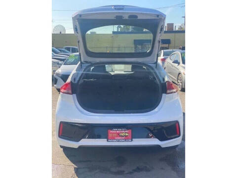 2019 Hyundai Ioniq Hybrid Blue