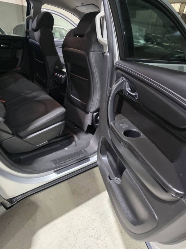 2013 GMC Acadia SLE-1