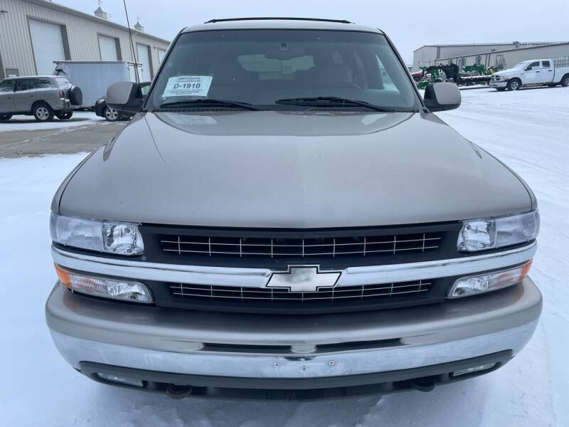 2001 Chevrolet Suburban for sale at Star Motors in Brookings SD