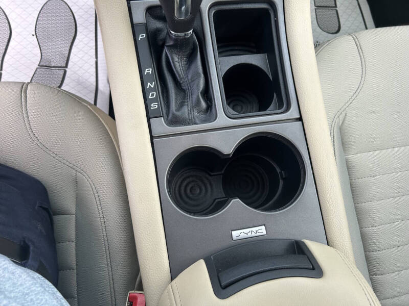 2018 Ford Taurus SE